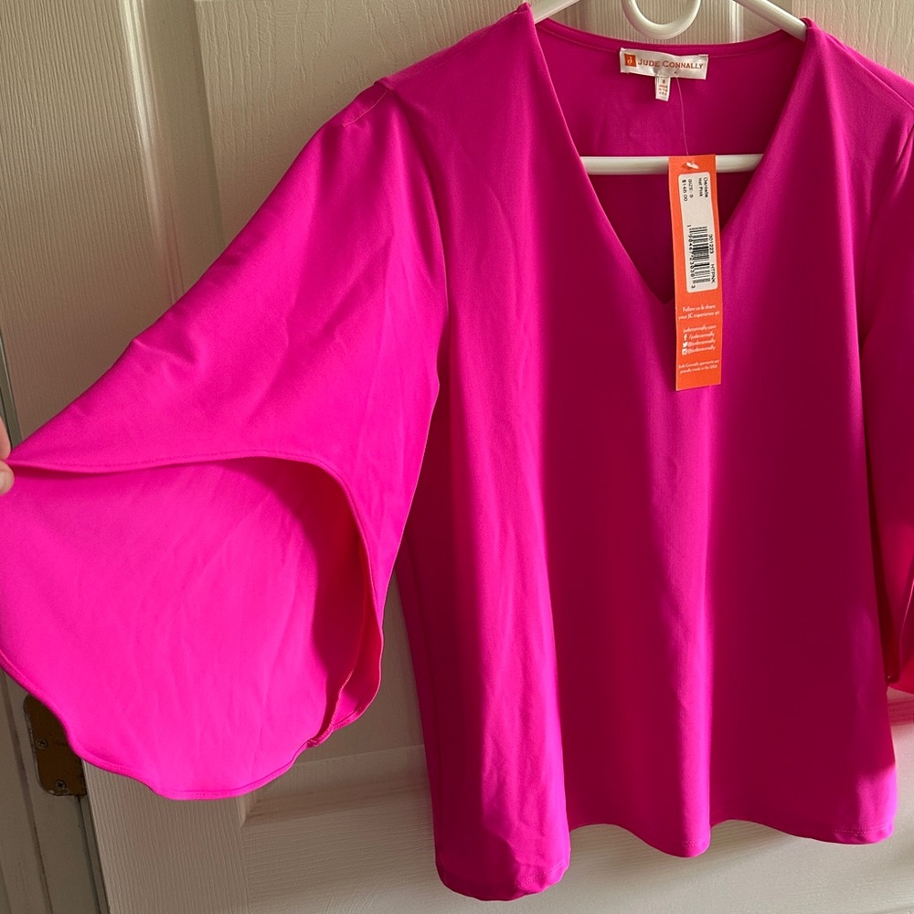 Jude Connally Bright Pink V-Neck Blouse - Picture 4 of 6